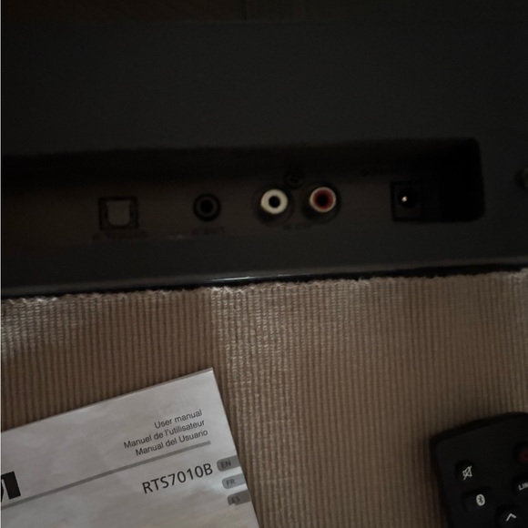 RCA home theater sound bar - Picture 4 of 10